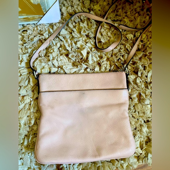 Michael kors pink crossbody bag - Picture 12 of 12